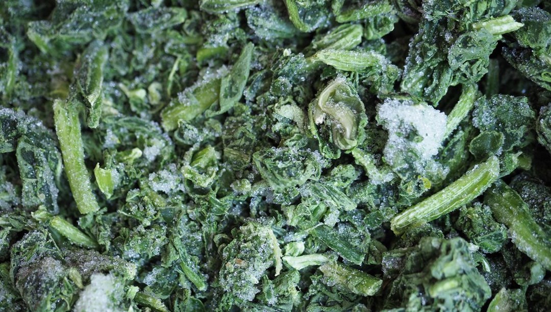 157 mg magnezyum içeriyor: Kan basıncı düzenleyici, kas ve kemik güçlendirici