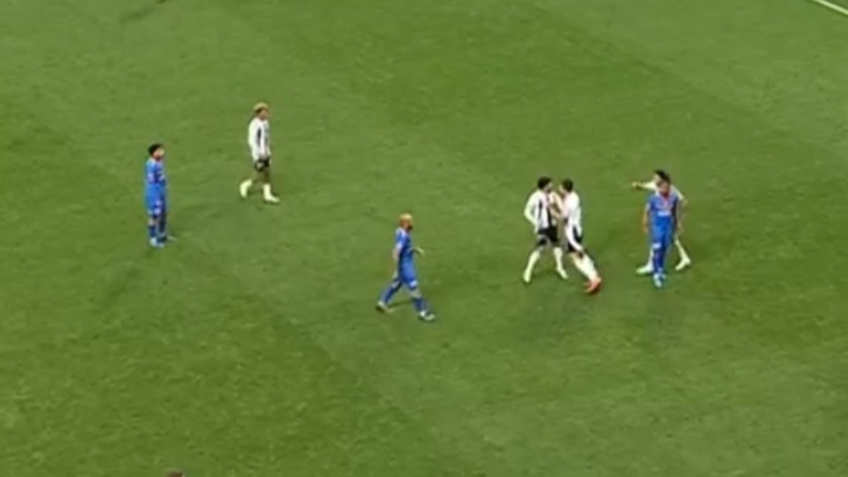 Beşiktaş’ta gergin anlar! Chamberlain ve Emirhan tartıştı