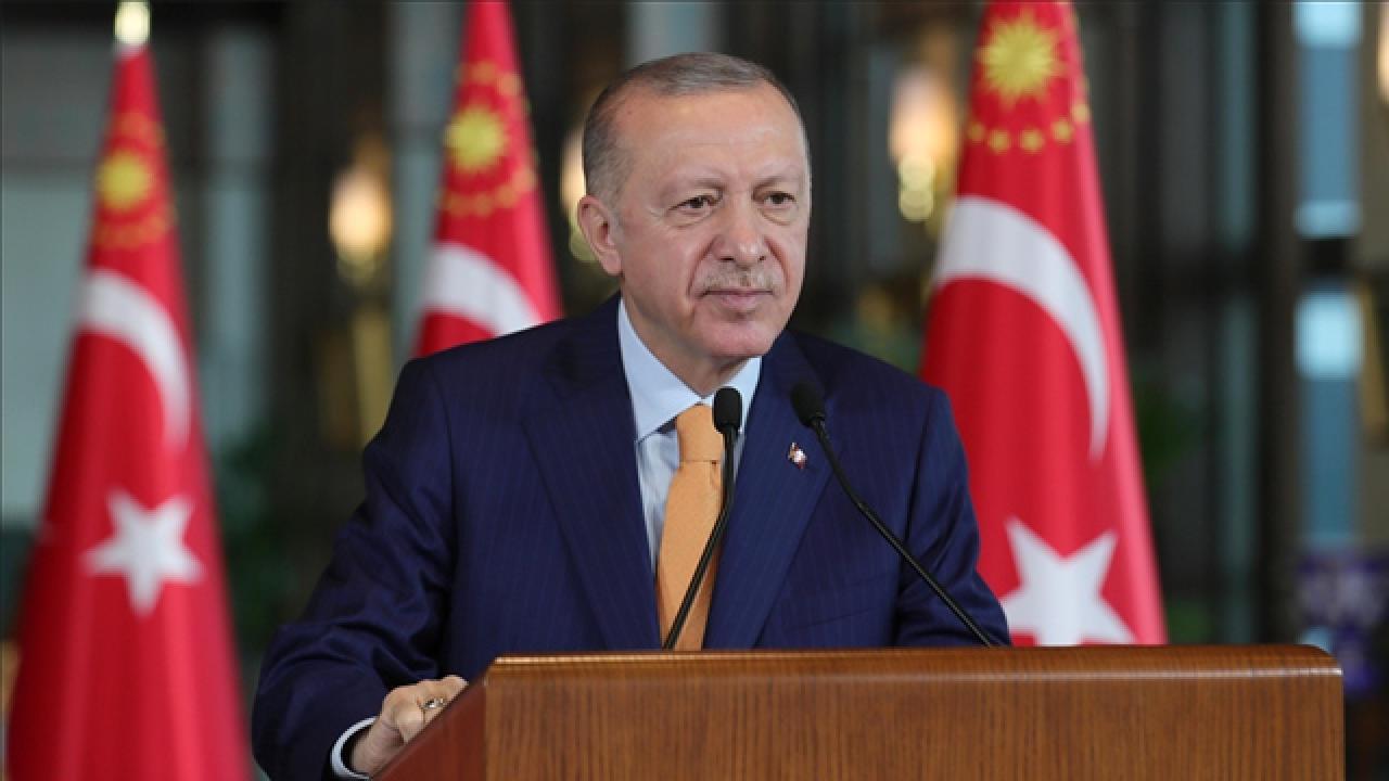 Cumhurbaşkanı Erdoğan, Alparslan Türkeş’i andı