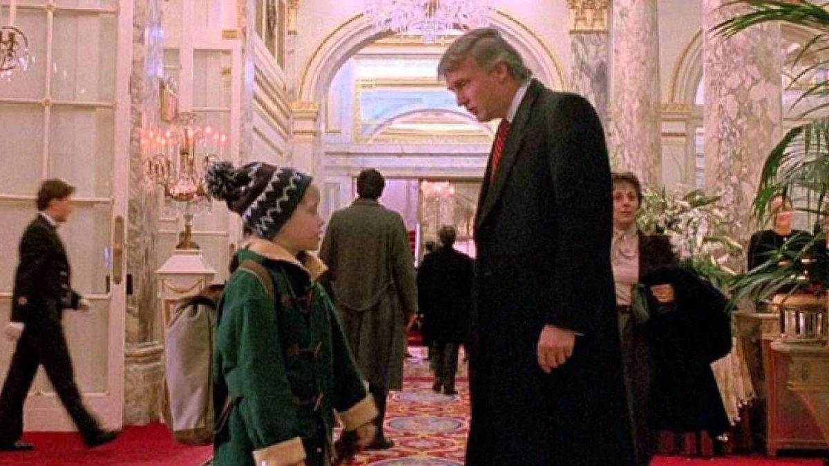 Evde Tek Başına filminin yönetmeninden yıllar sonra gelen itiraf: Keşke Trump’ın sahnesini çıkarsaydım