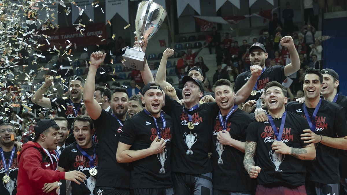 Ziraat Bankkart, CEV Kupası’nda şampiyonluğa ulaştı
